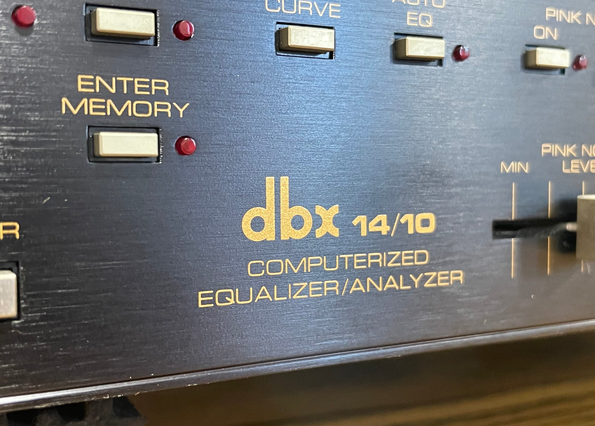 dbx 14/10 Computerized Equalizer/Analyzer - SOLD – Holt Hill dbx 14/10 Computerized Equalizer/Analyzer - SOLD – Holt Hill