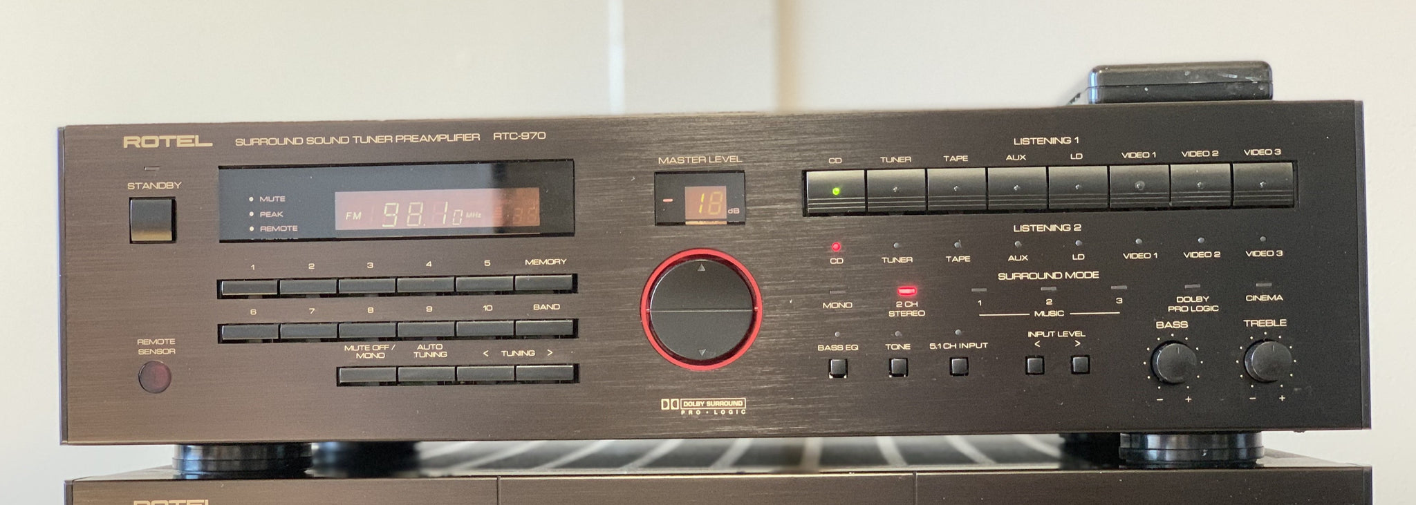 Rotel RTC-970 ProLogic Surround Preamp - SOLD – Holt Hill Audio