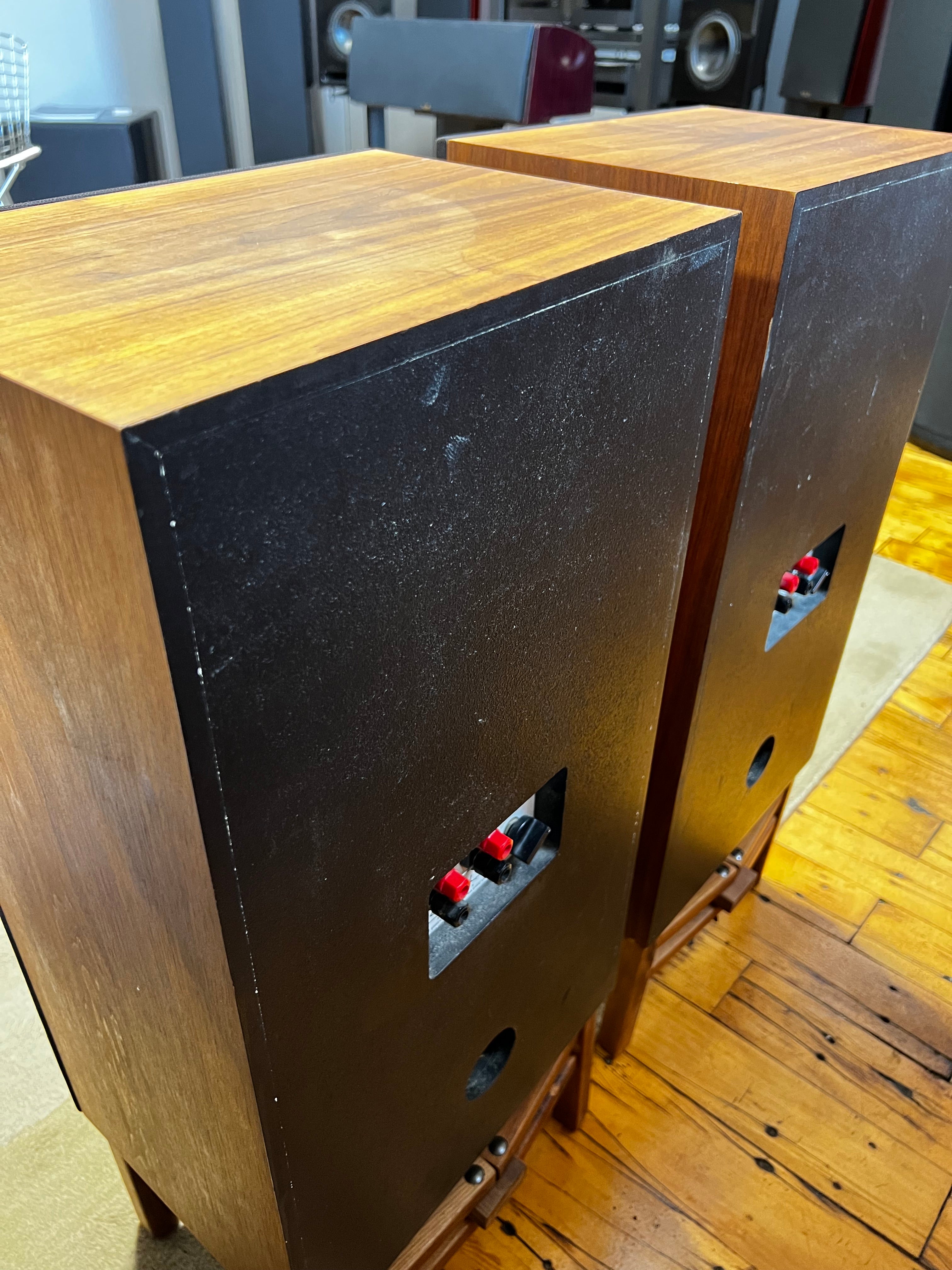 Snell Acoustics Type J-III Speakers, Beautiful Walnut Veneer - SOLD