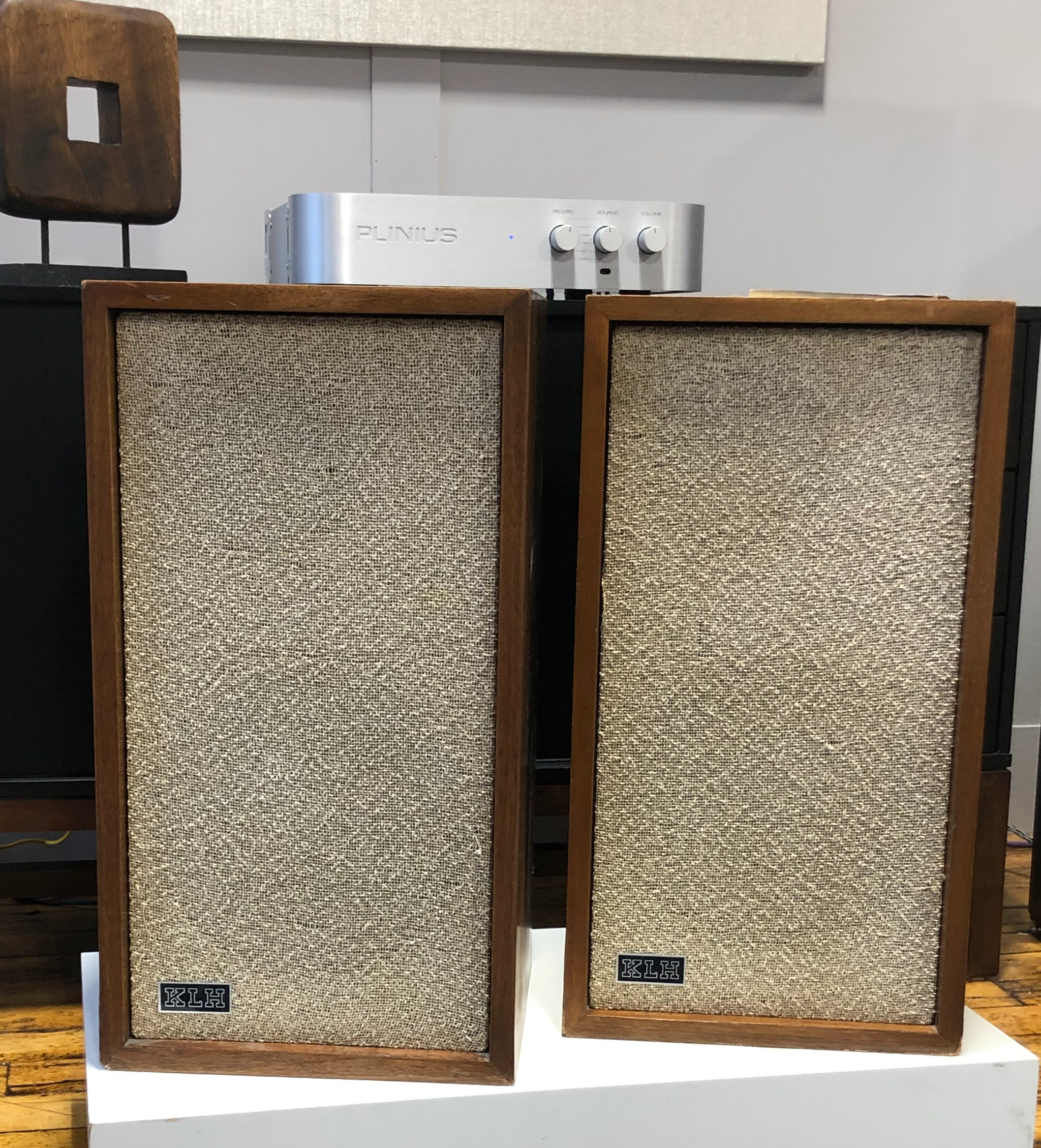 KLH Six Vintage Loudspeakers, Beautiful Survivors - SOLD – Holt