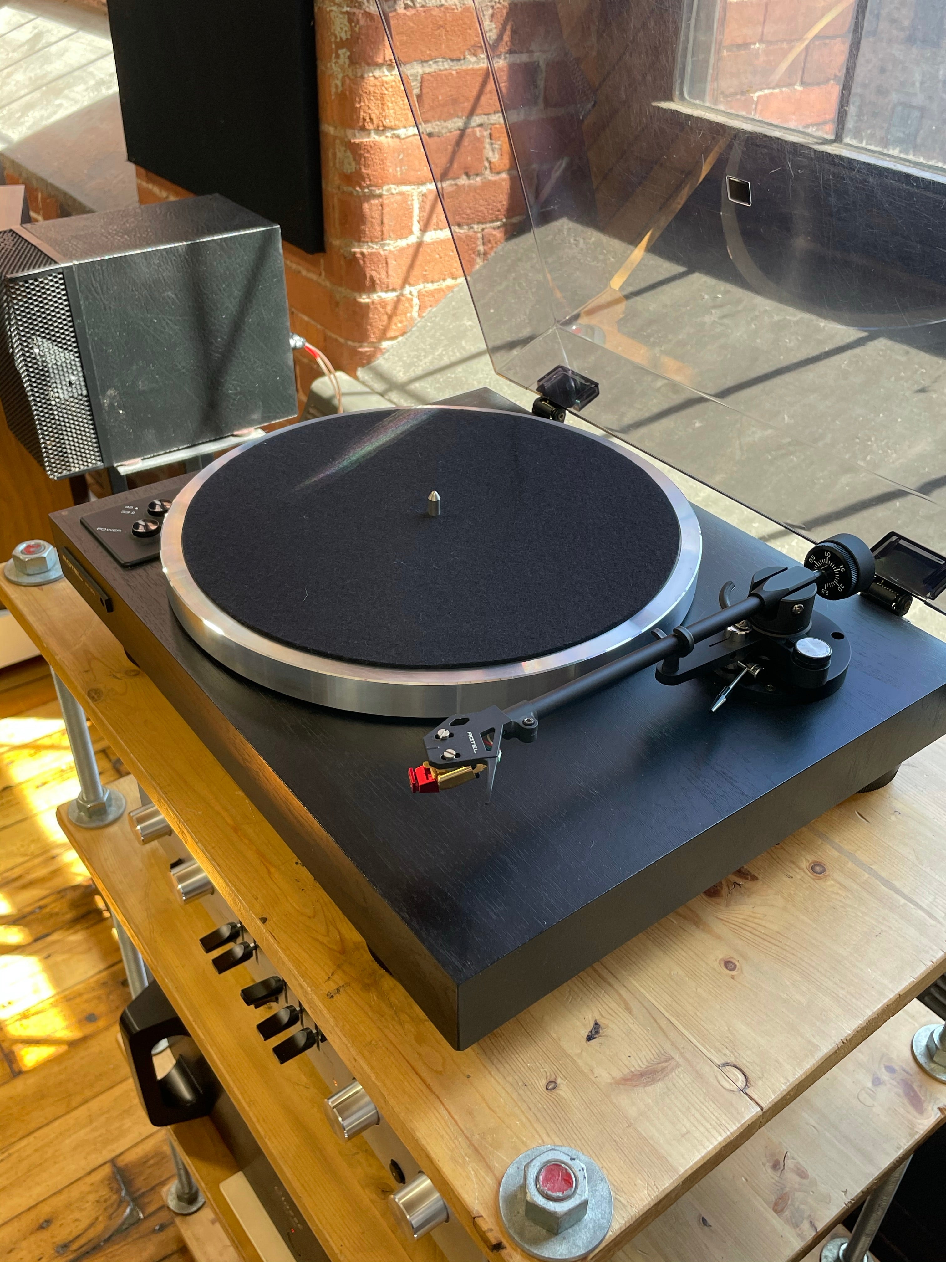 Rotel RP-955 Turntable - SOLD