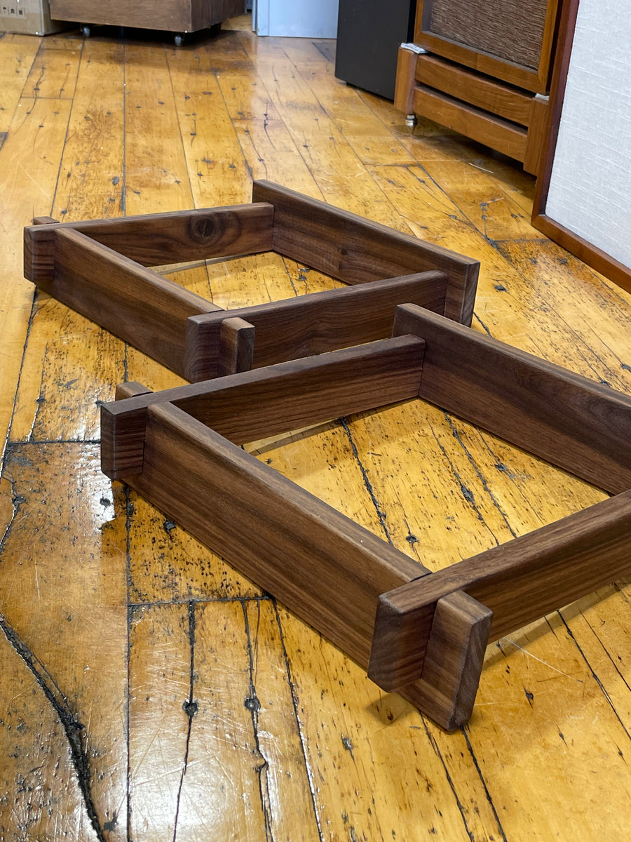 Solid Walnut Risers for, AR, JBL, Yamaha