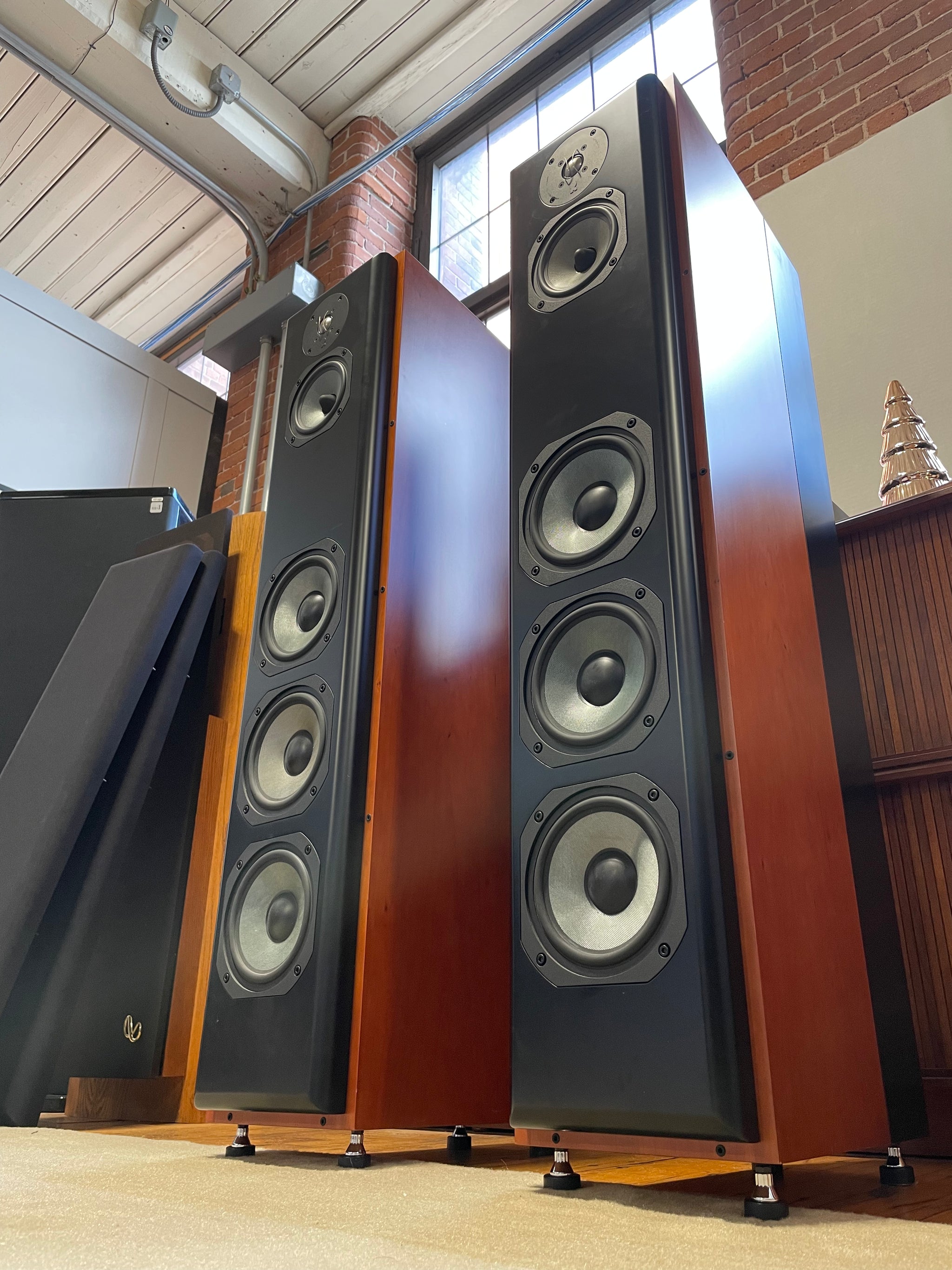 Revel Performa F50 