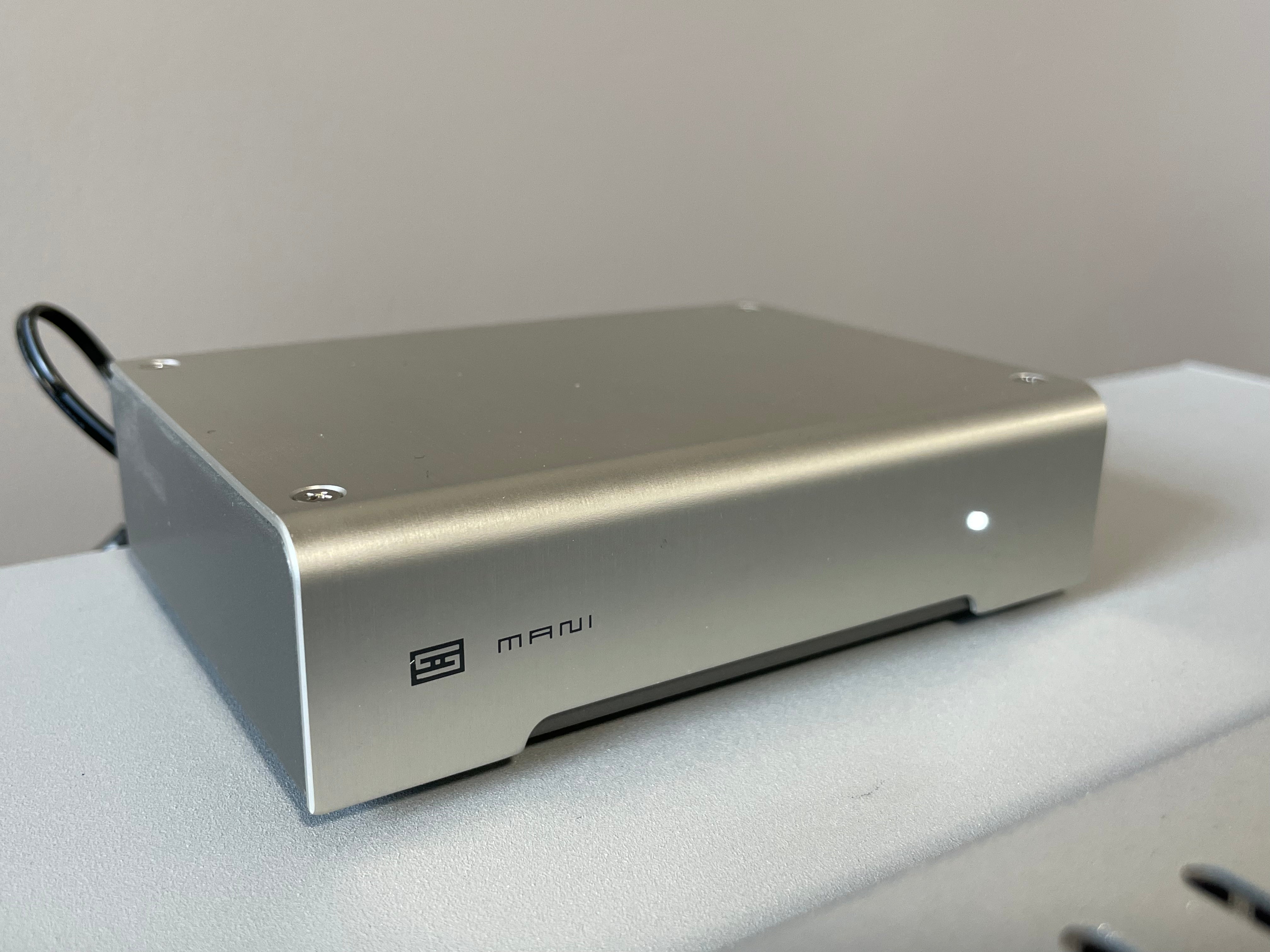 Schiit Mani Phono Preamp - SOLD