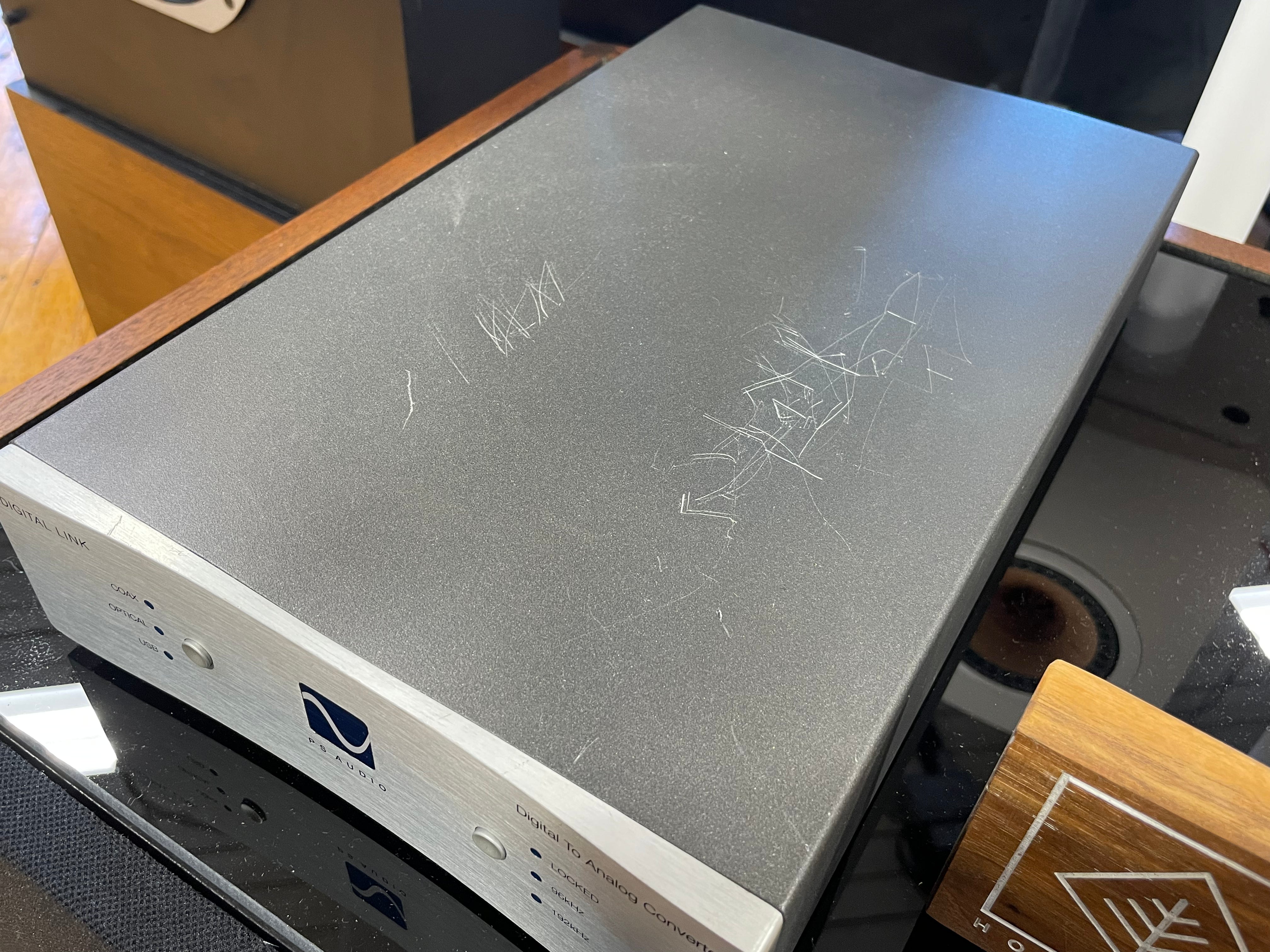 PS Audio Digital Link III DAC - SOLD – Holt Hill Audio PS Audio Digital Link III DAC - SOLD – Holt Hill Audio