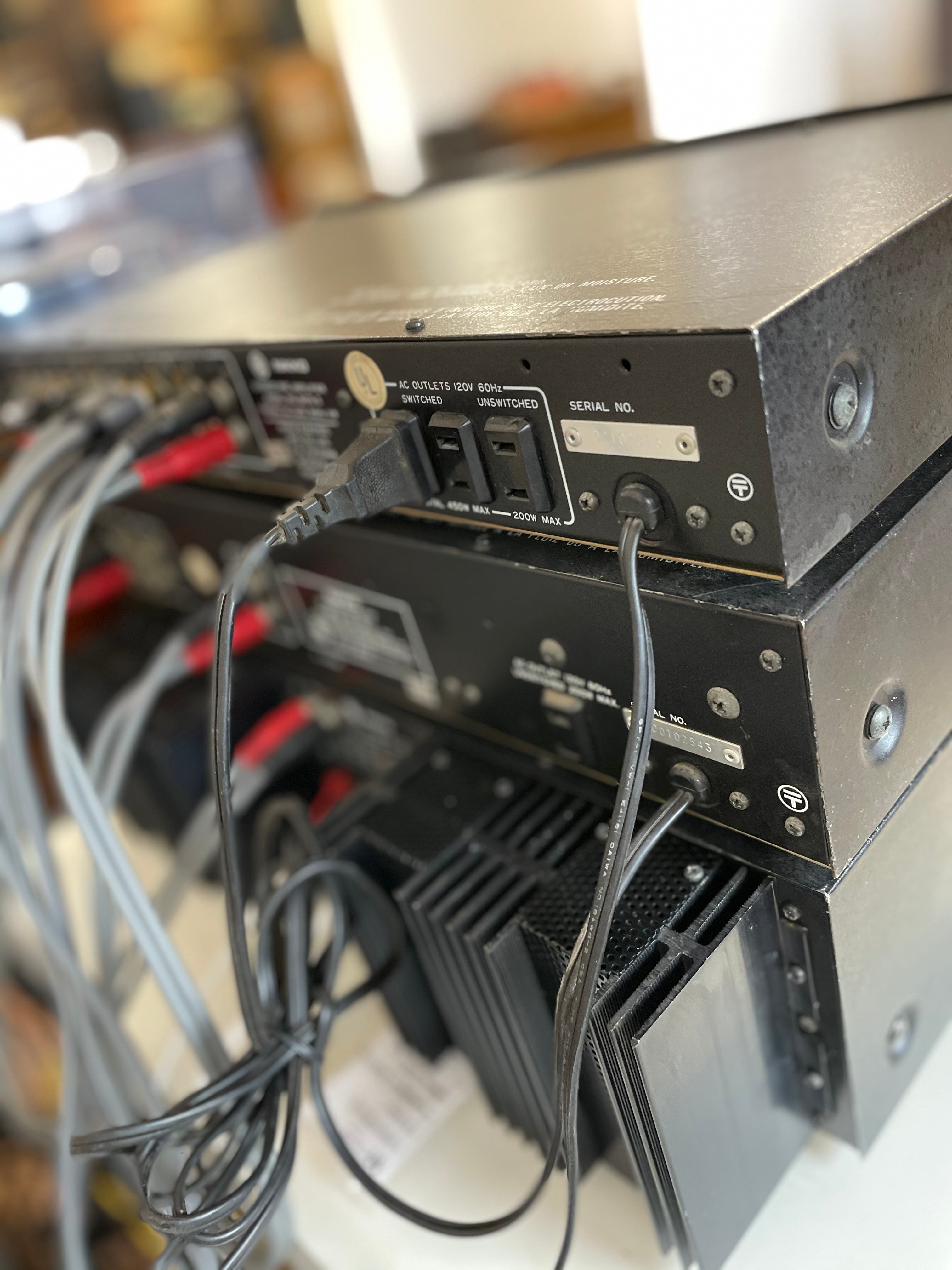 NIKKO ALPHA II POWER AMPLIFIER IN NEAR MINT FULLY SERVICED CONDITION NIKKO ALPHA II POWER AMPLIFIER IN NEAR MINT FULLY SERVICED CONDITION