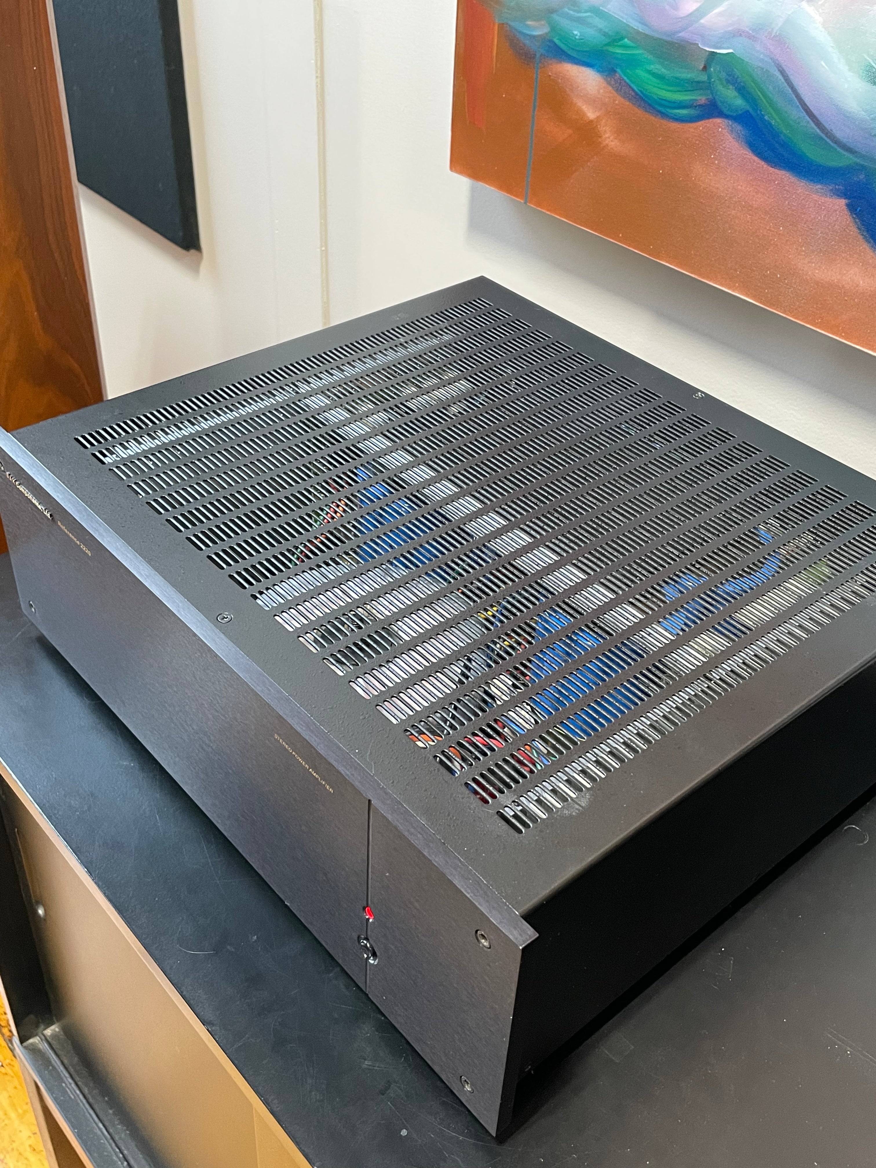 B&K Reference 2220 Power Amplifier - SOLD