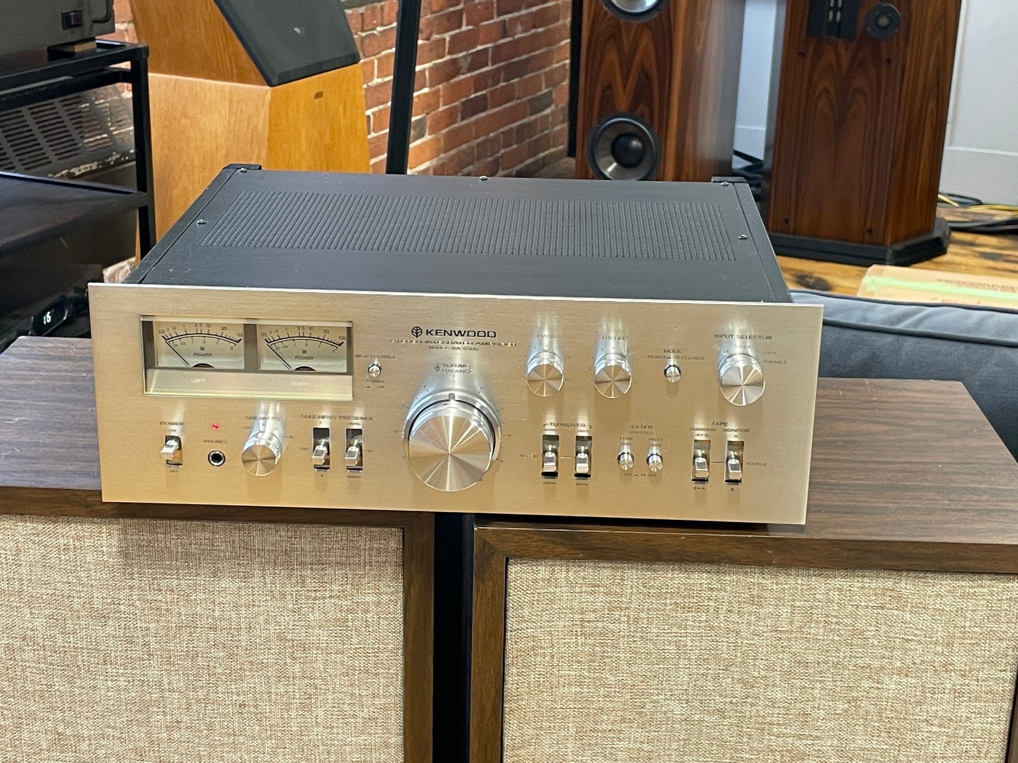 アンプ TRIO KA-8300 Pre Main AMP TRIO KA-8300 High Speed DC Stereo Integrated Amplifier | eBay