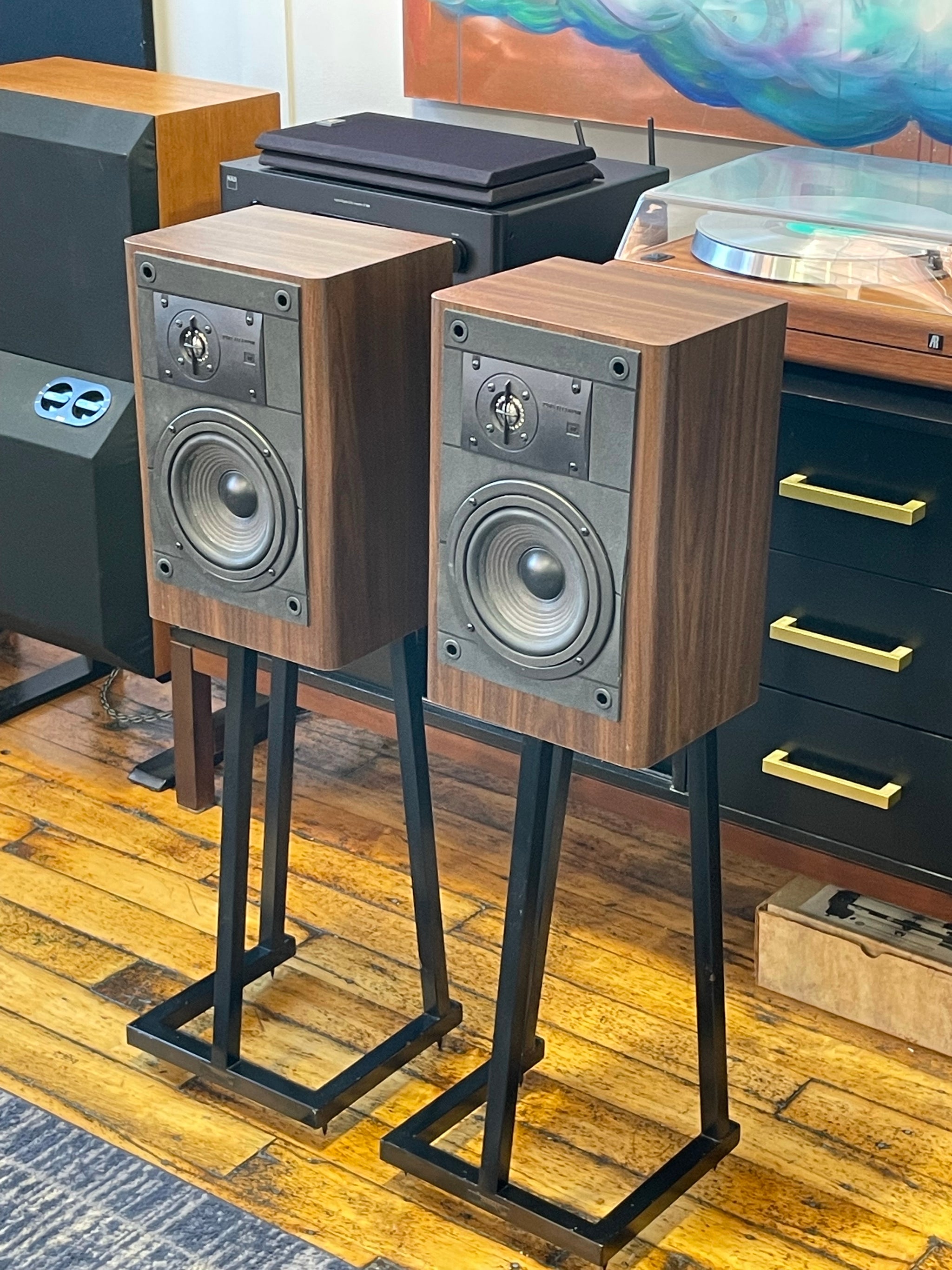 JBL LX22 Bookshelf Speakers - SOLD – Holt Hill Audio