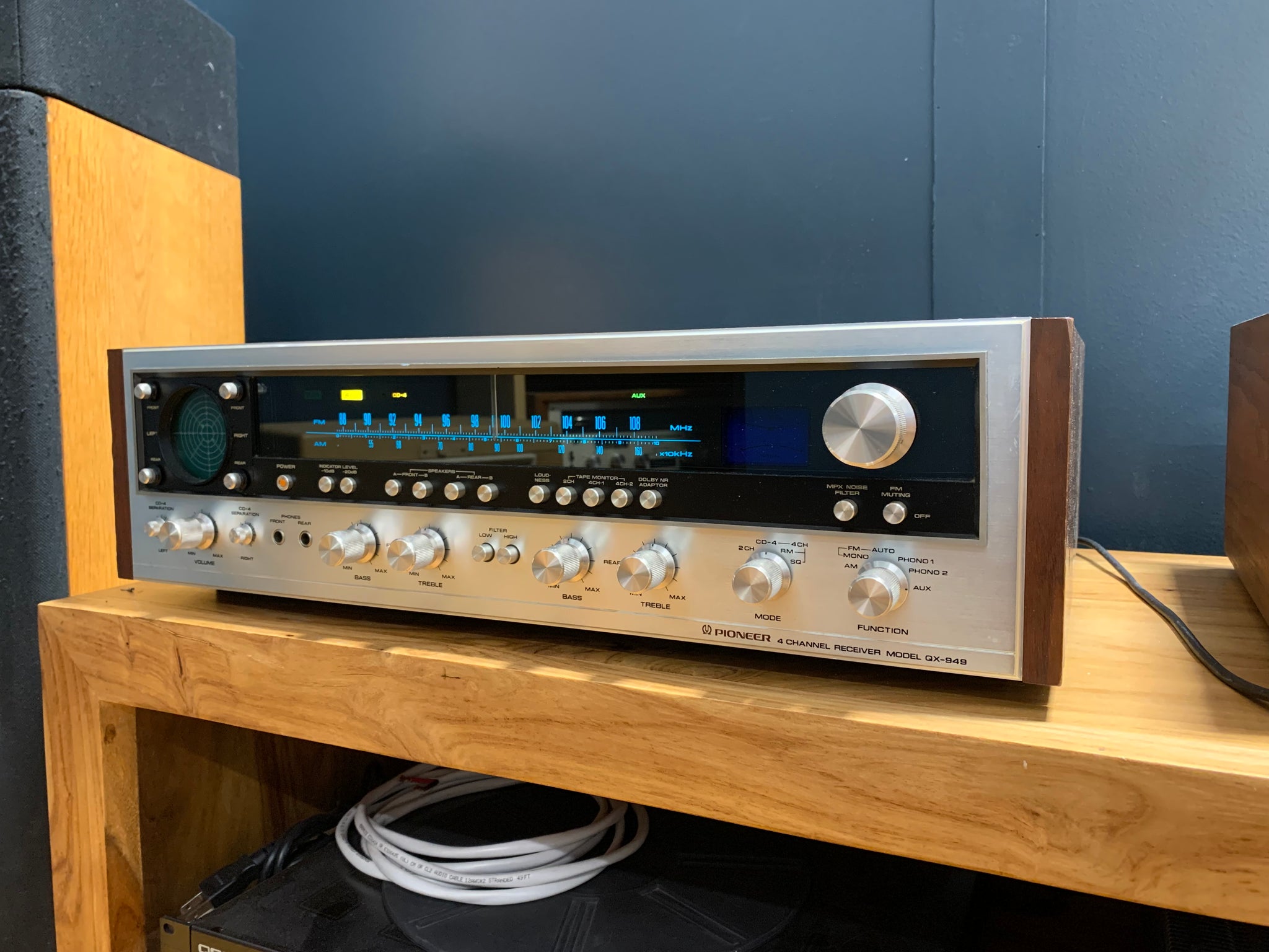 Pioneer QX-949 Quadraphonic Receiver - SOLD – Holt Hill Audio