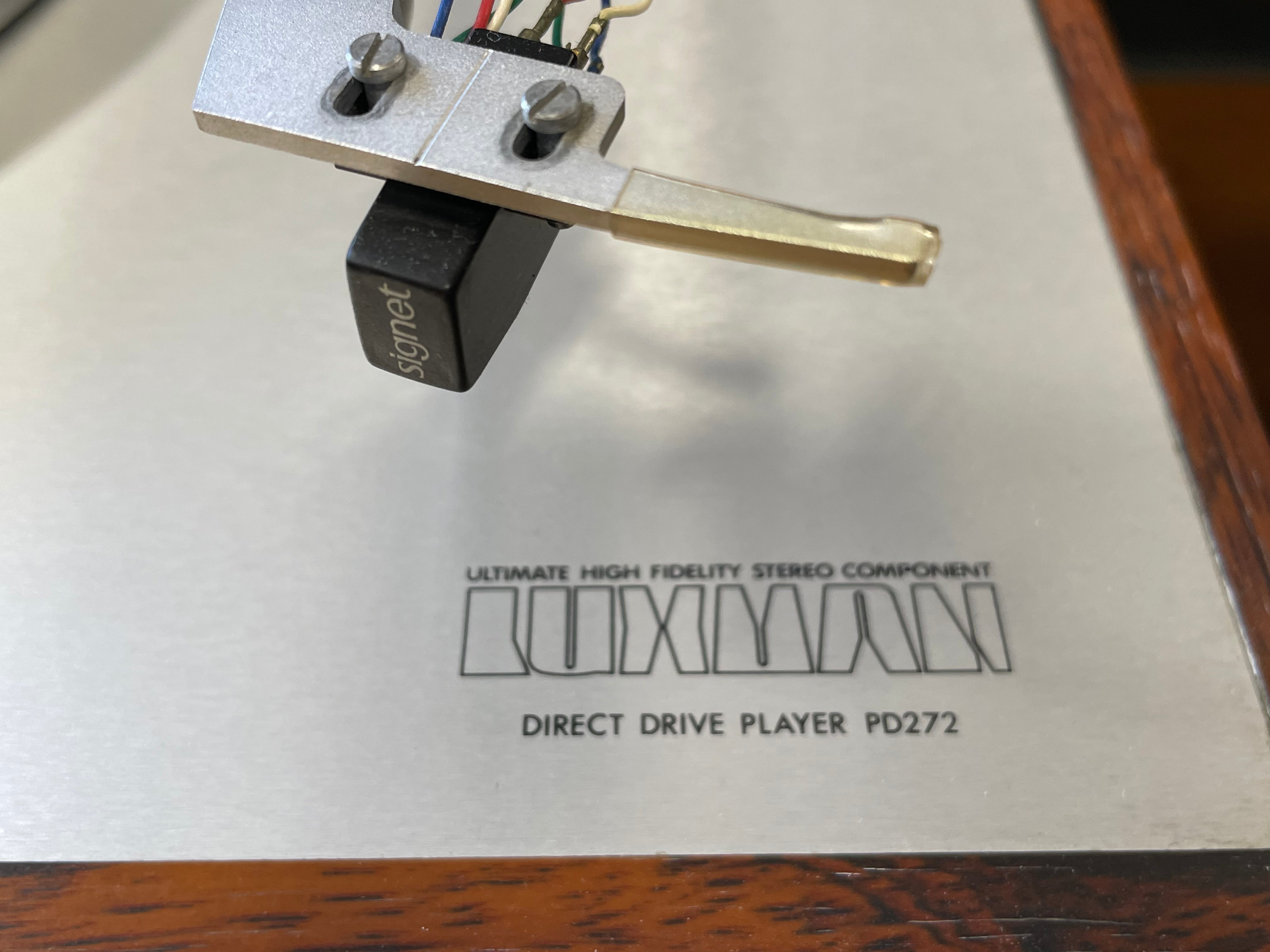 Luxman, PD 272 w/Signet TK9E Moving Magnet Cartridge "Killer Deck"