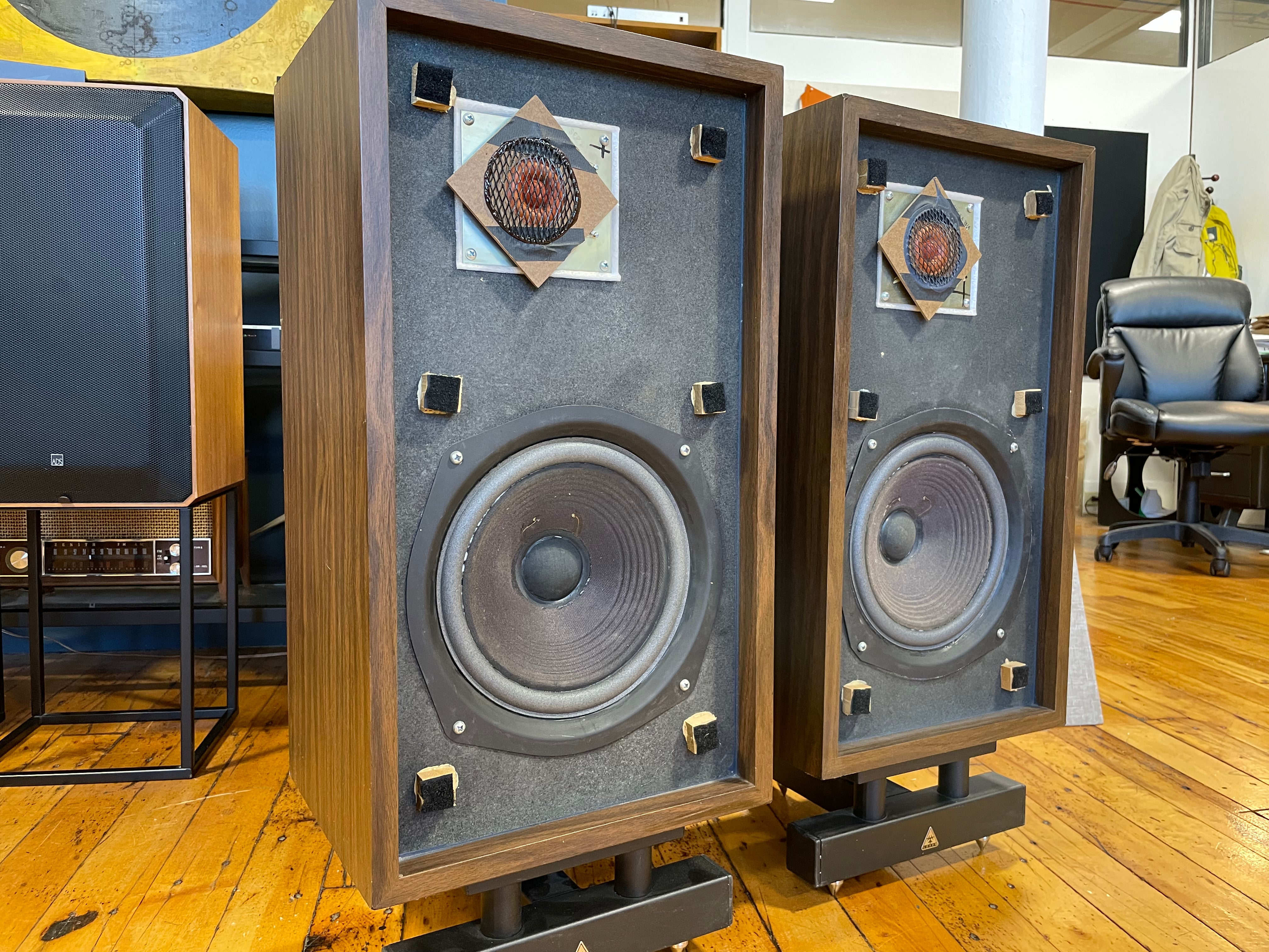 The "Original" Advent Loudspeaker, Utility Cabinet Design
