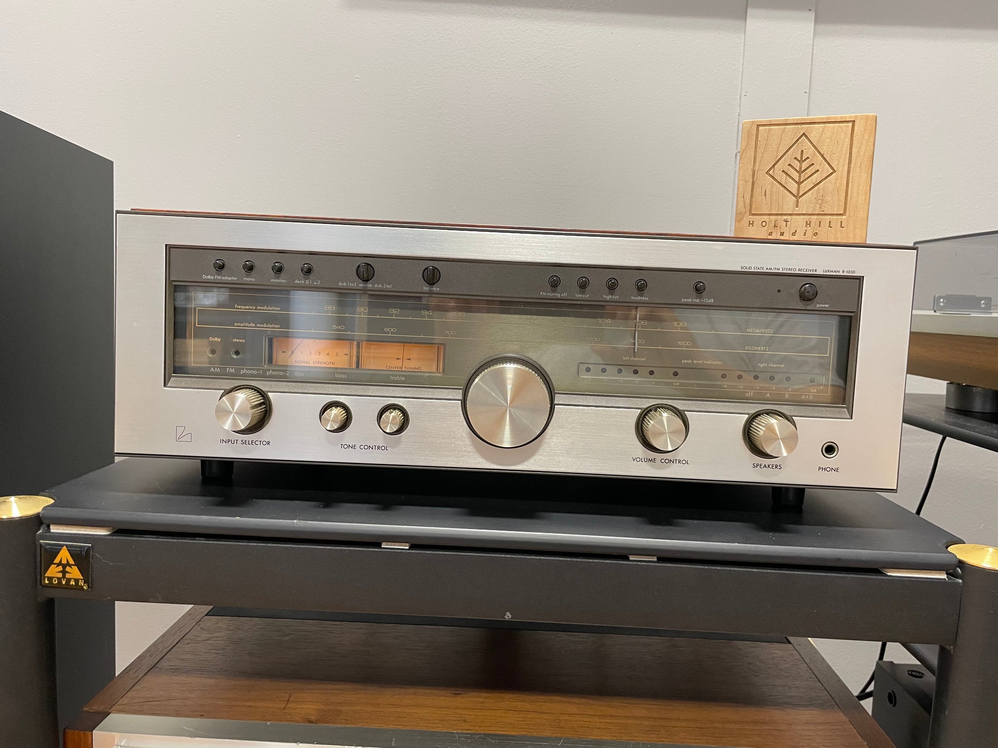 Luxman R-1050 AM/FM Receiver 動作品アンプ