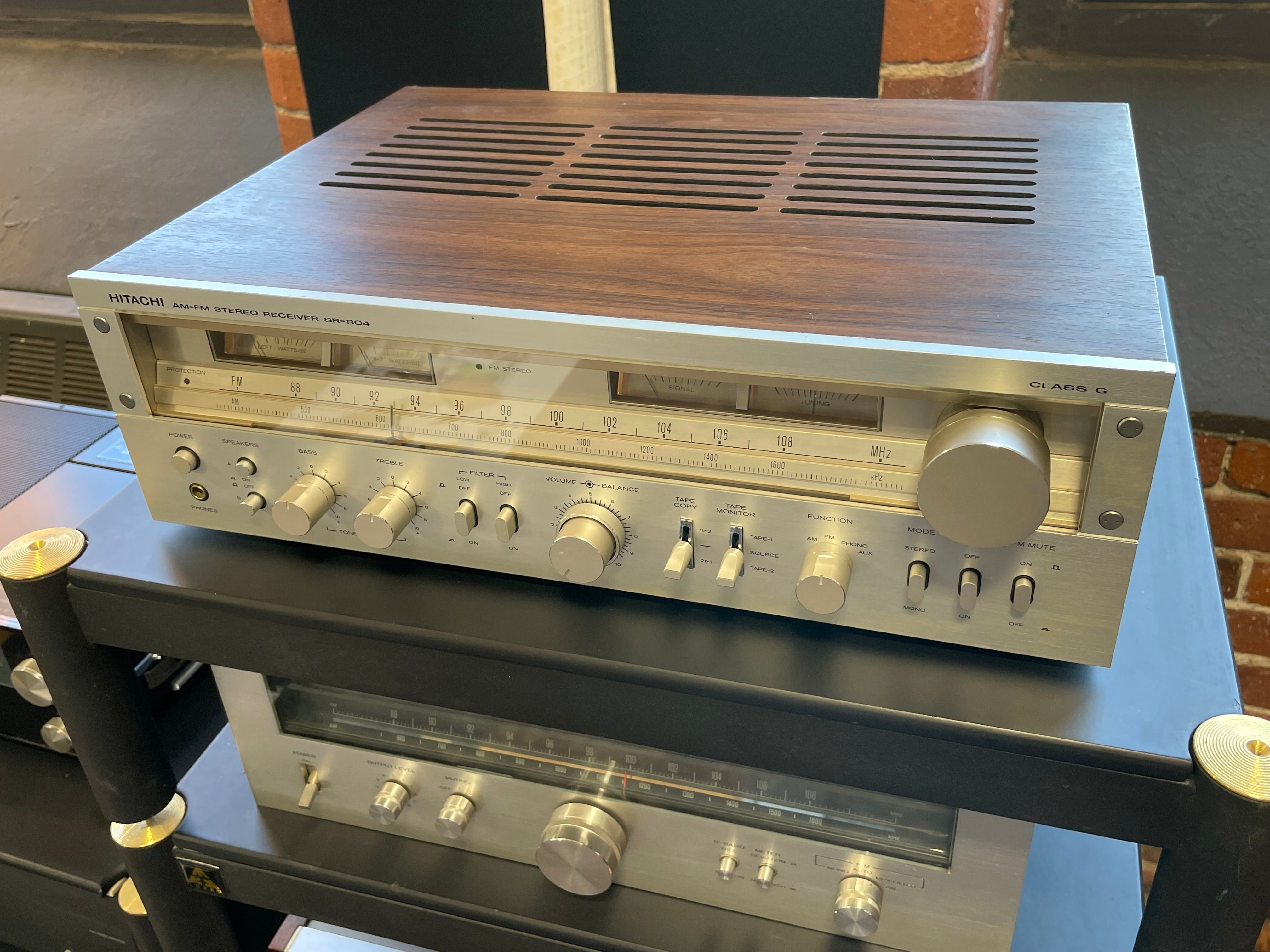 Hitachi SR-804 Vintage Receiver - SOLD – Holt Hill Audio