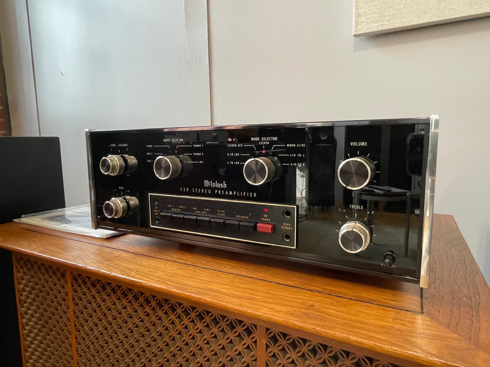 McIntosh C29 - 